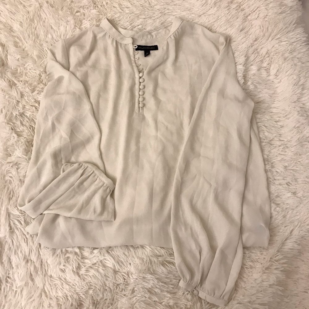 BANANA REPUBLIC WHITE/CREAM COLORED BLOUSE